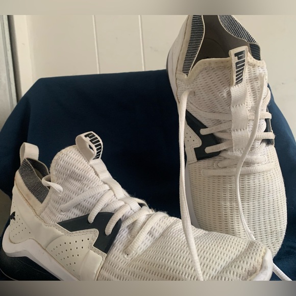 Puma Enzo 2 Training Shoes White Black Men Size 8
Soft Foam Comfort Tie Mesh EUC - Picture 2 of 4